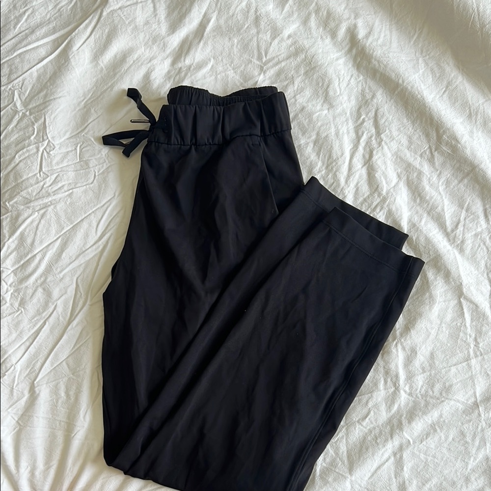 Lululemon Straight Leg Ankle Pants